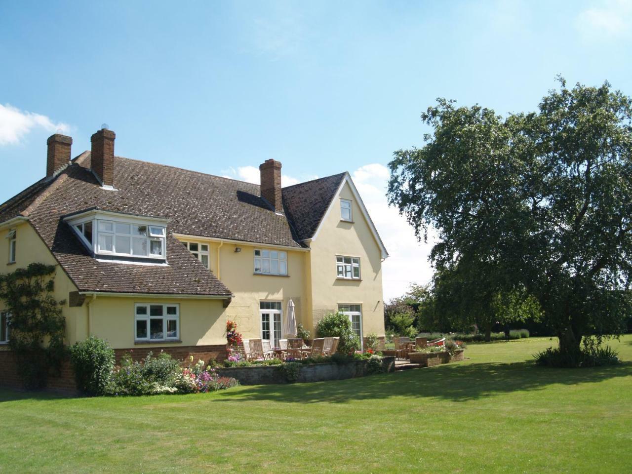 The Newnham White House Bed & Breakfast Baldock Ngoại thất bức ảnh